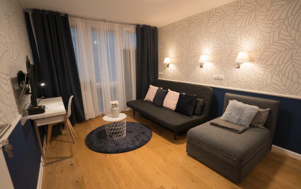 Apartament Hotel Grzybowska 9 Varsóvia Exterior foto